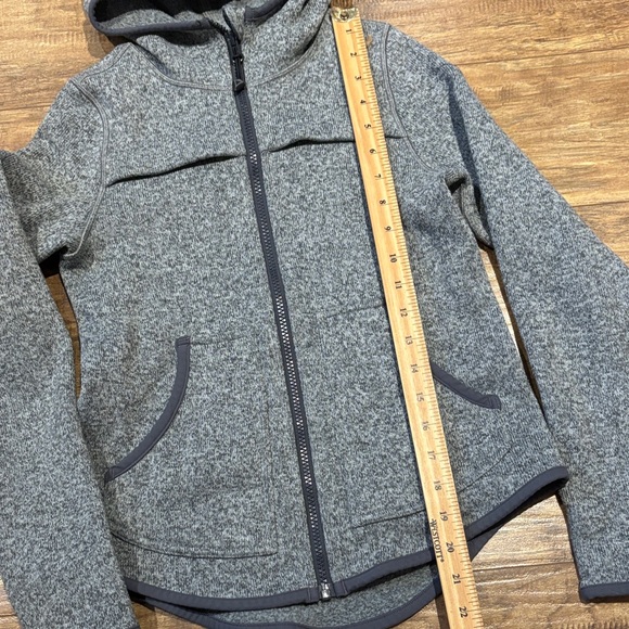 Ivivva by Lululemon Gray Kids full zip Hoodie - Picture 4 of 11